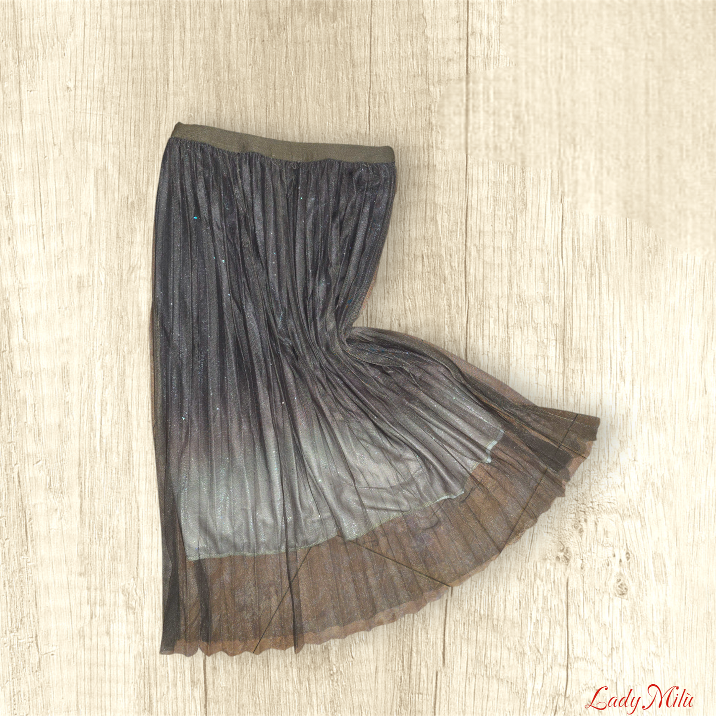 Gonna tulle marrone con sottogonna e paillettes