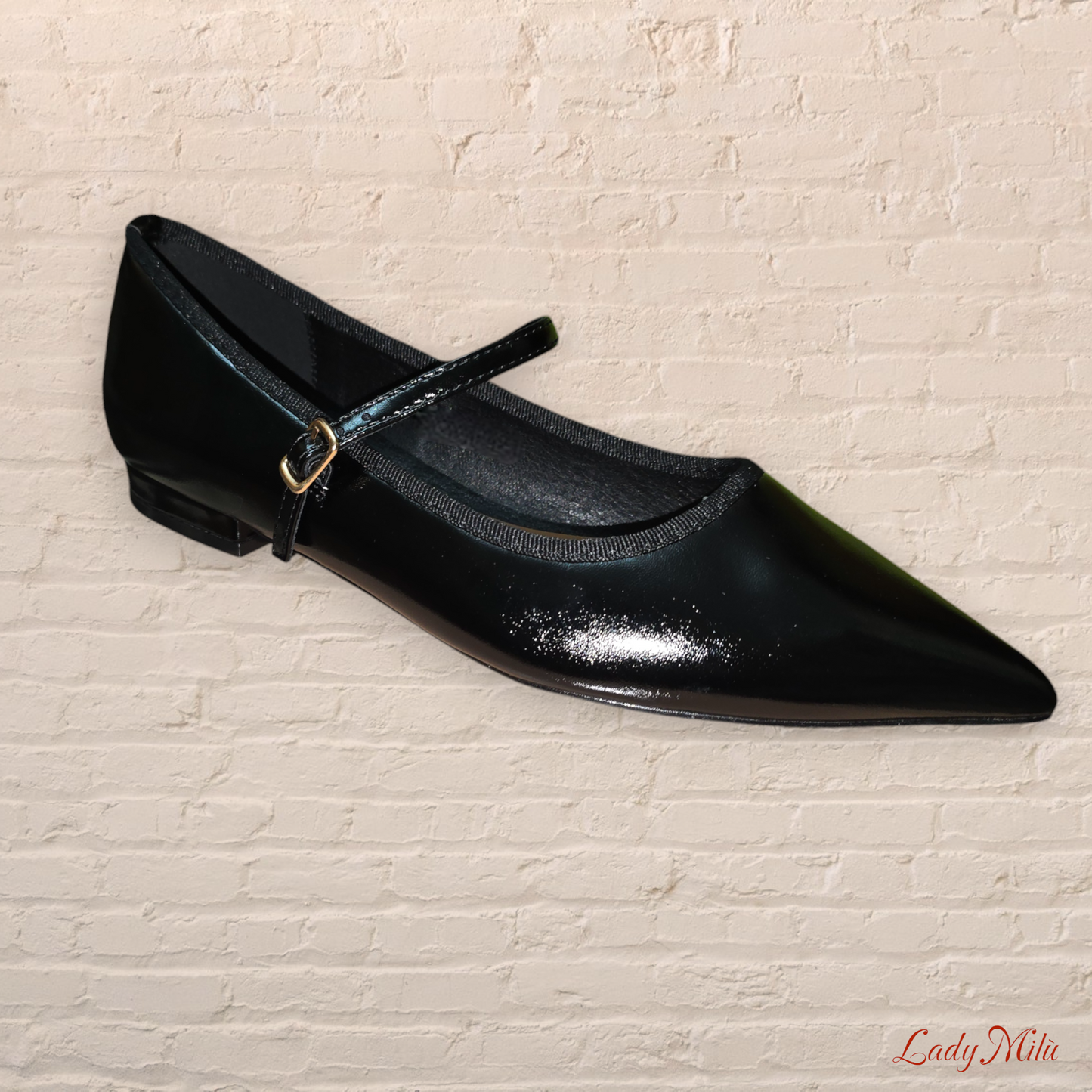 Ballerine effetto vernice nera