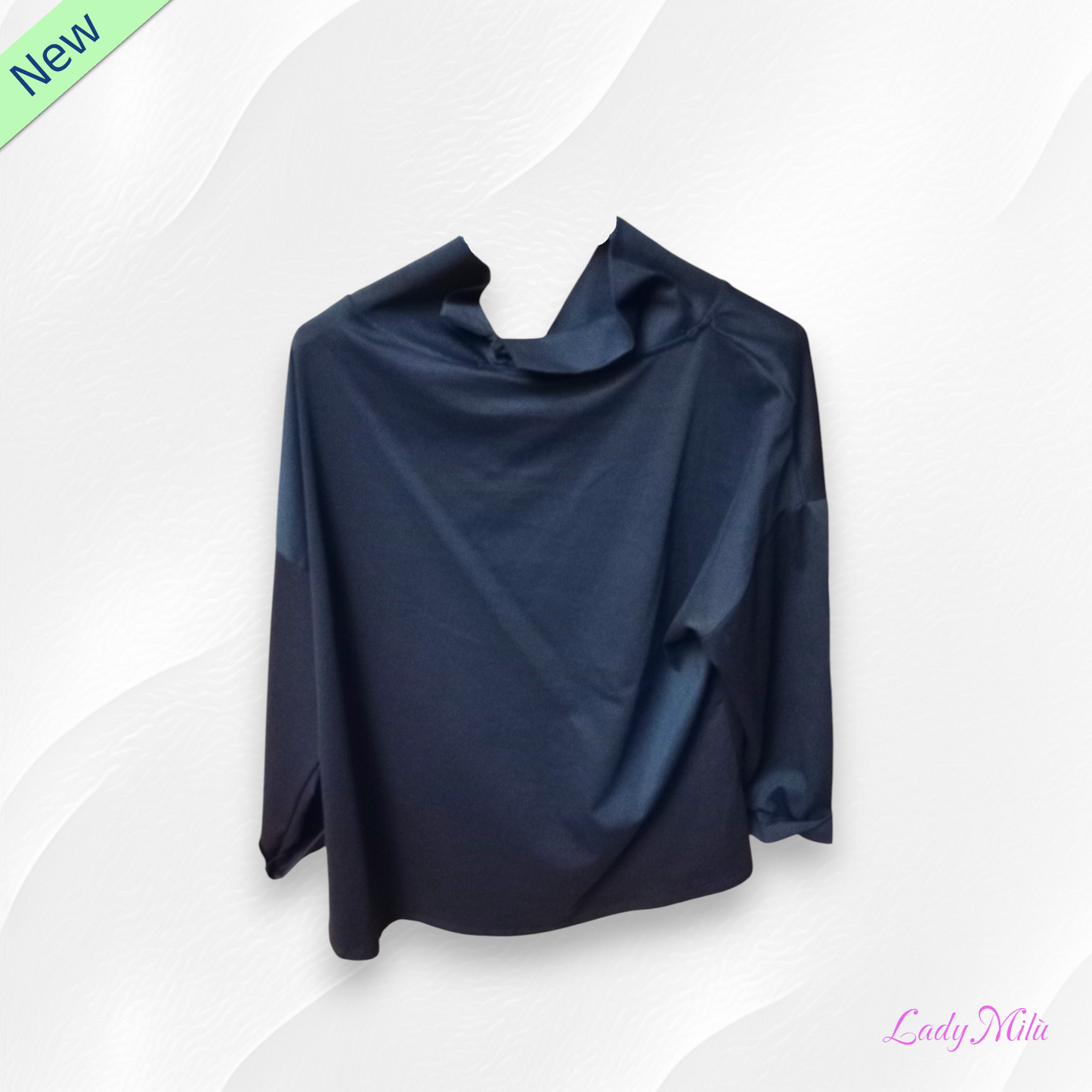 Maglia nera con collo alto