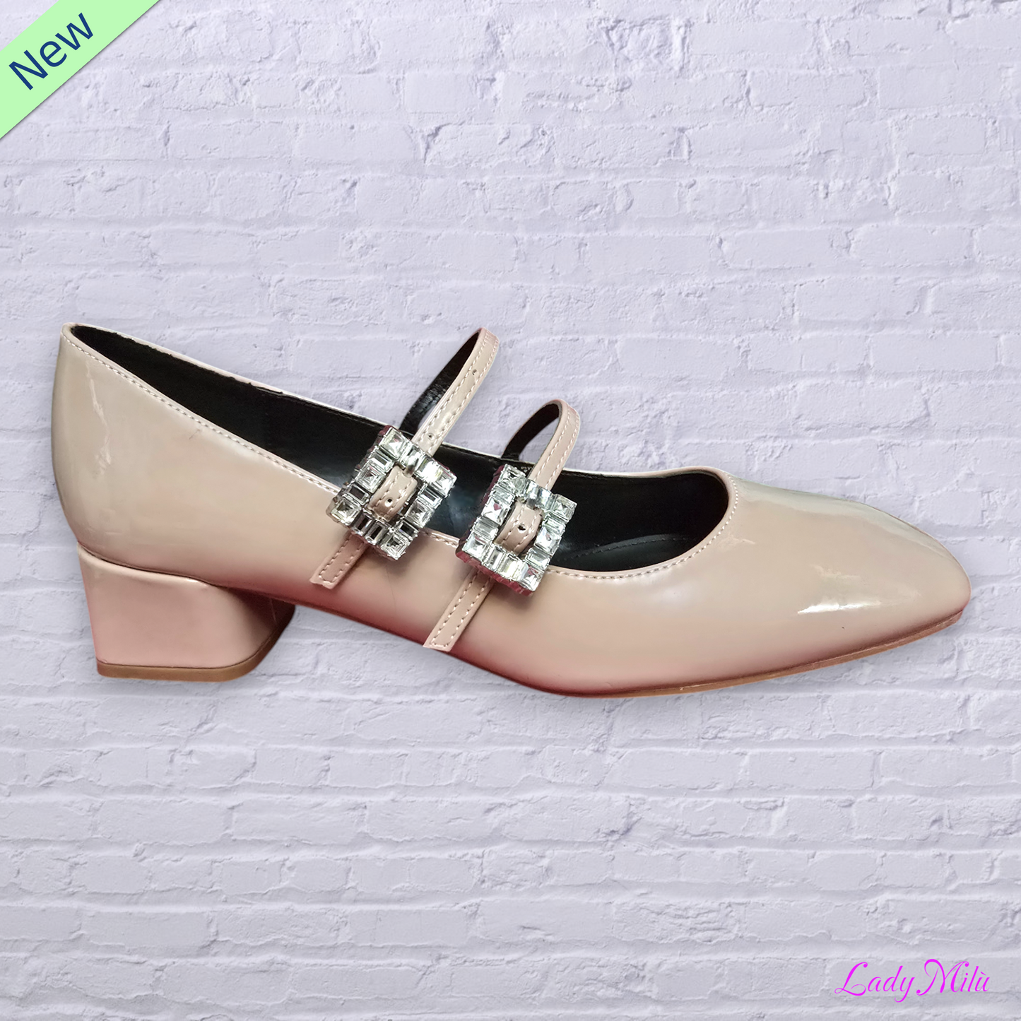 Ballerine vernice beige con cinturini e fibbia strass