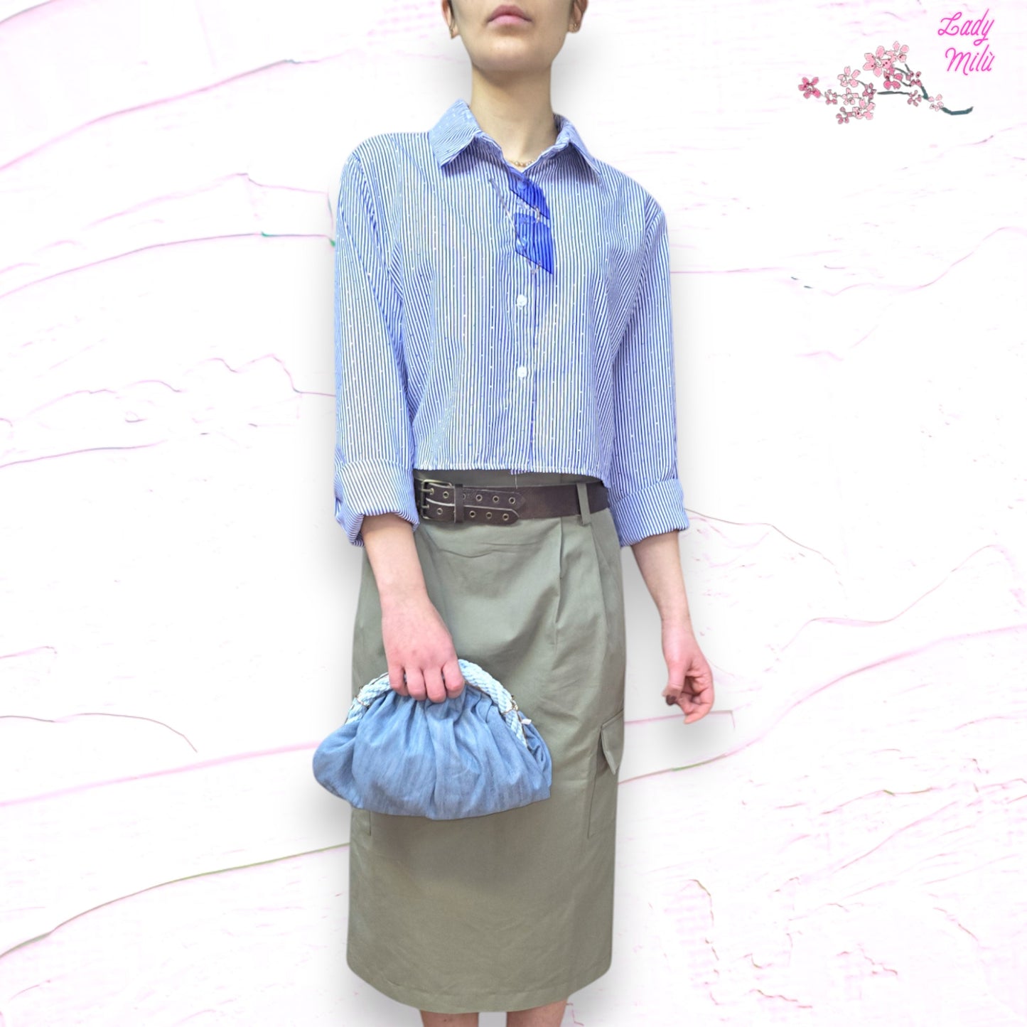 Outfit - Verde militare e millerighe azzurre