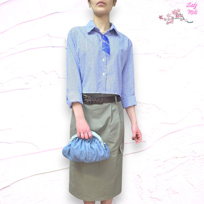 Outfit - Verde militare e millerighe azzurre