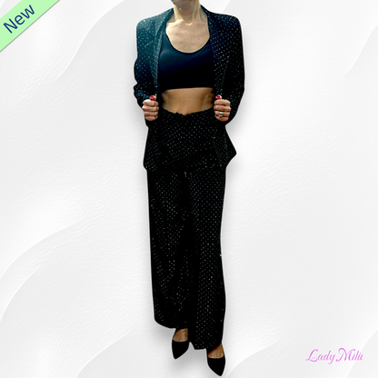 Tailleur nero con brillantini