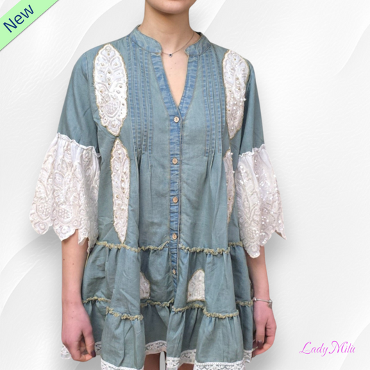 Abito di jeans con paillettes e pizzo